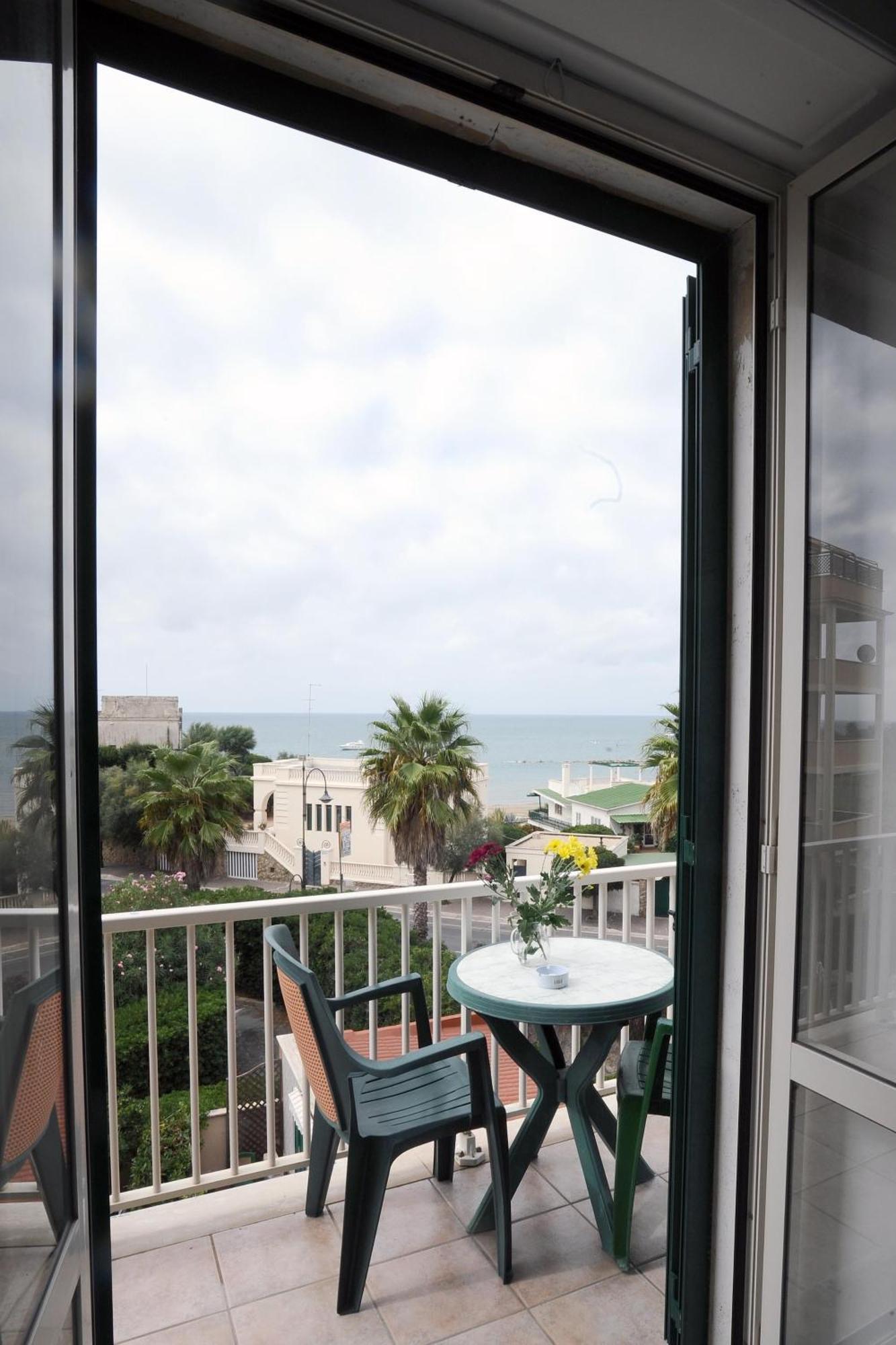 Albergo Villa Marina Anzio Extérieur photo